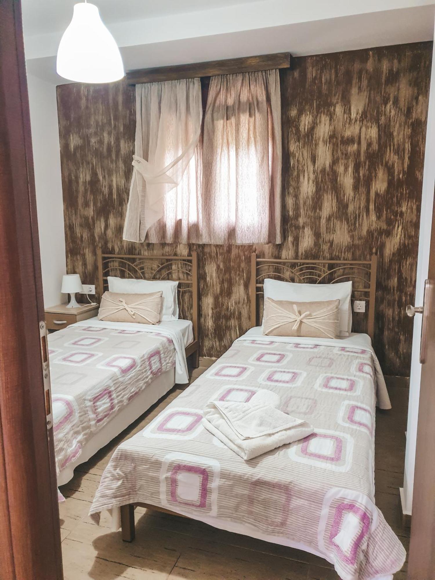 Aroma Studios And Apartments Vourvourou Extérieur photo
